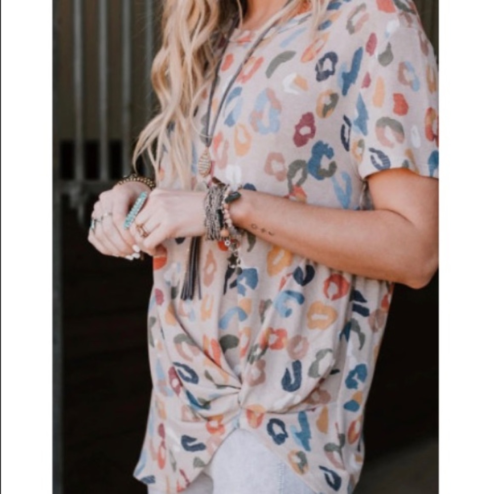 Multicolored Leopard Print Tee - Picture 4 of 7